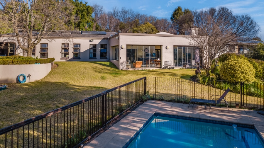 4 Bedroom Property for Sale in Glenadrienne Gauteng