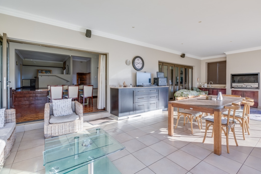 4 Bedroom Property for Sale in Glenadrienne Gauteng