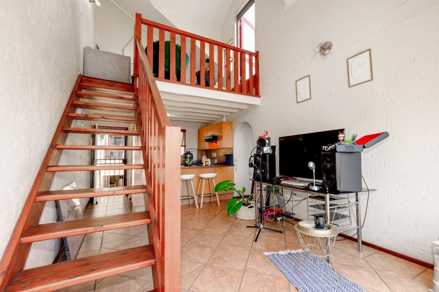 1 Bedroom Property for Sale in Lonehill Gauteng