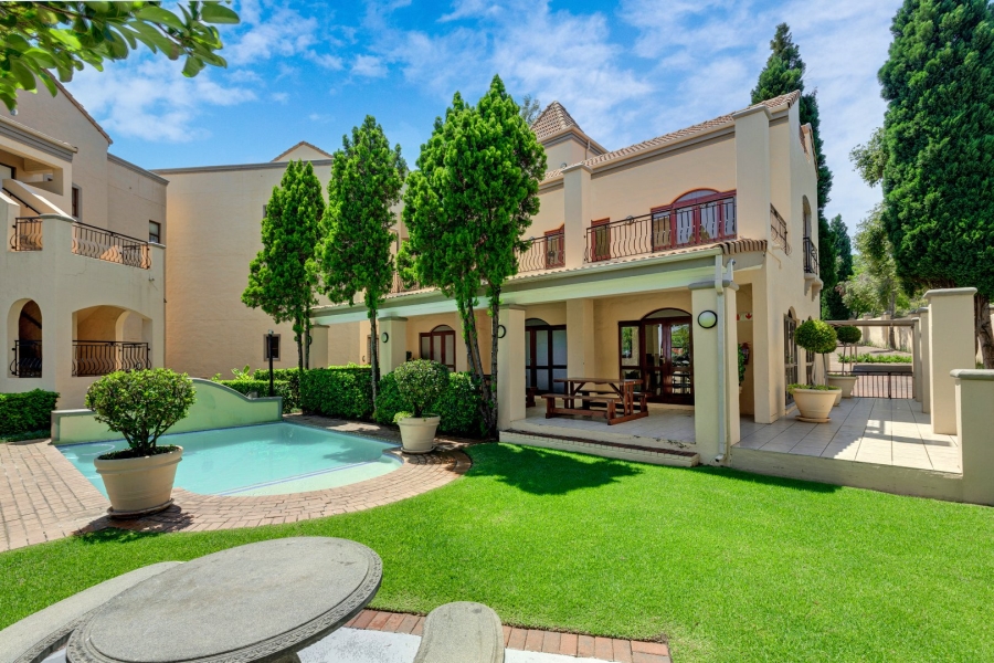 1 Bedroom Property for Sale in Lonehill Gauteng