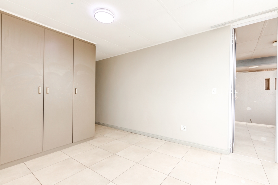 2 Bedroom Property for Sale in Paulshof Gauteng