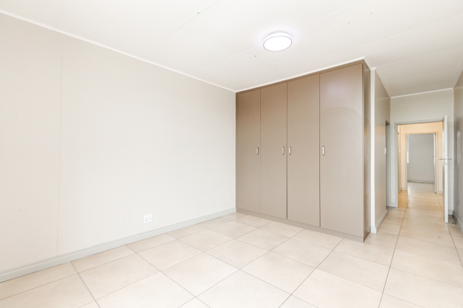 2 Bedroom Property for Sale in Paulshof Gauteng