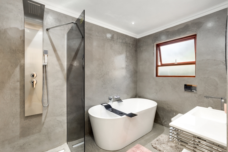 3 Bedroom Property for Sale in Fourways Gauteng