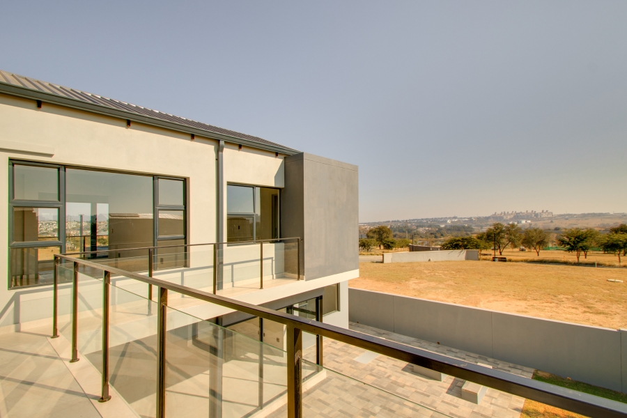 4 Bedroom Property for Sale in Helderfontein Estate Gauteng