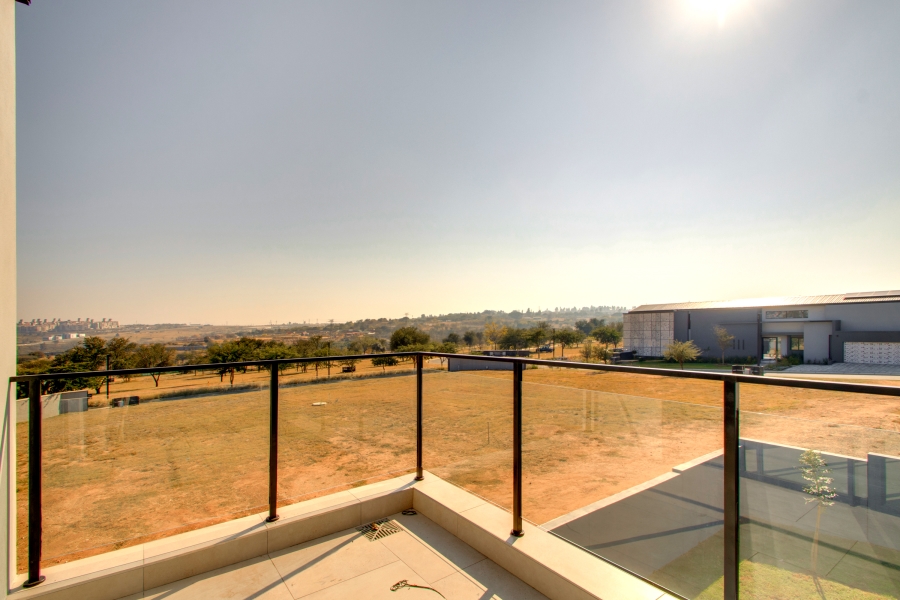 4 Bedroom Property for Sale in Helderfontein Estate Gauteng