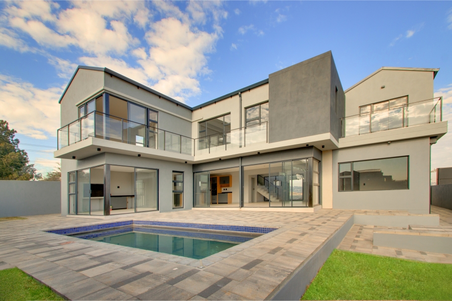 4 Bedroom Property for Sale in Helderfontein Estate Gauteng