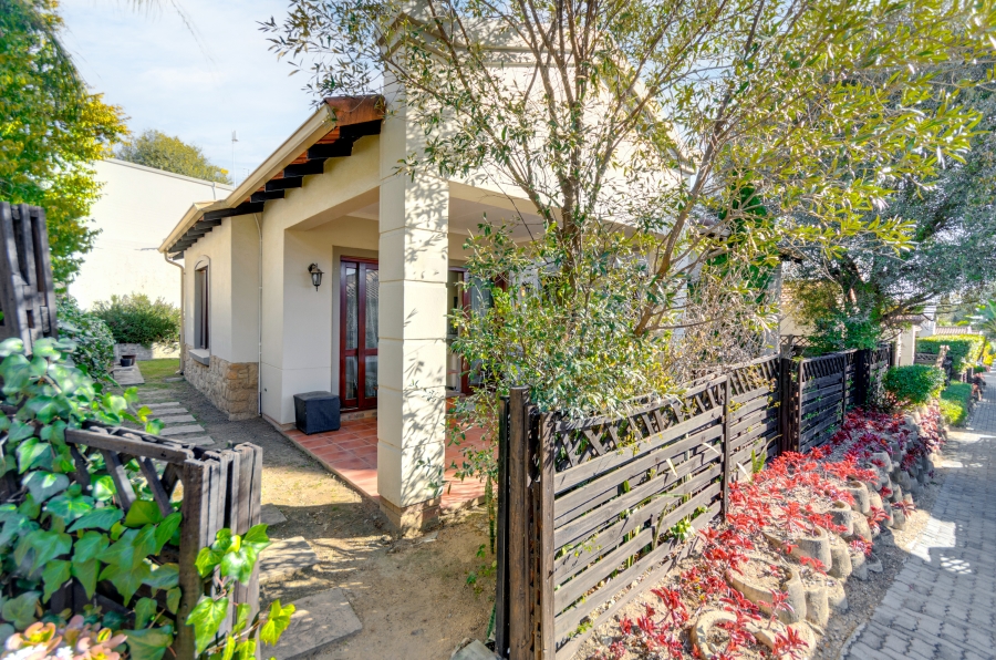 2 Bedroom Property for Sale in Paulshof Gauteng