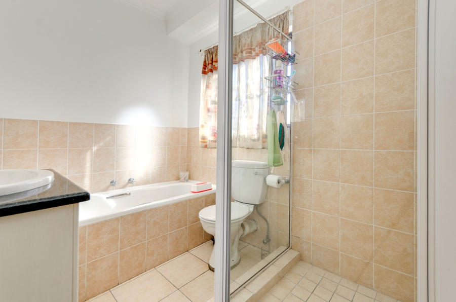 2 Bedroom Property for Sale in Paulshof Gauteng