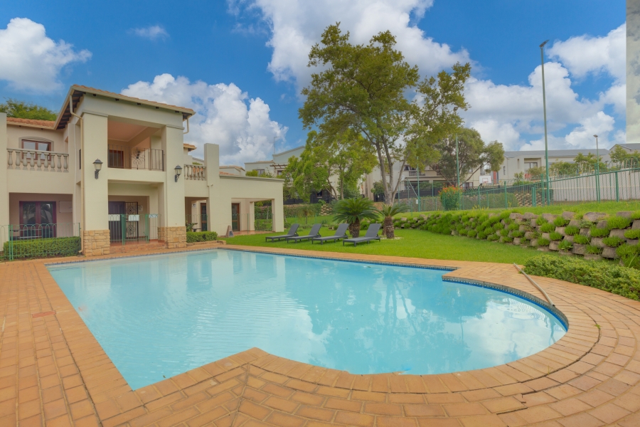 2 Bedroom Property for Sale in Paulshof Gauteng