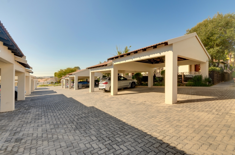 2 Bedroom Property for Sale in Paulshof Gauteng