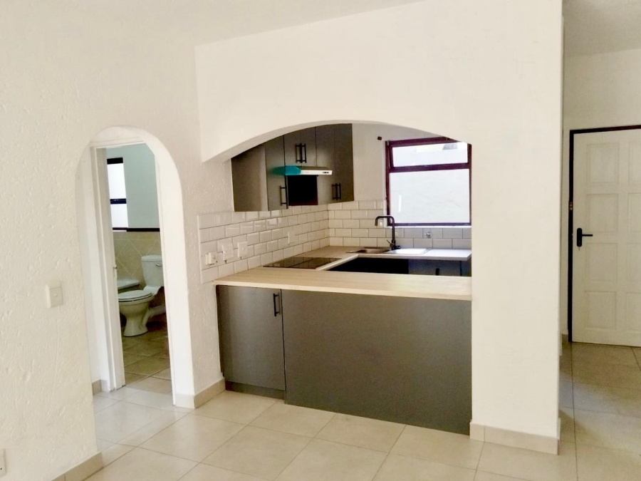 1 Bedroom Property for Sale in Lonehill Gauteng