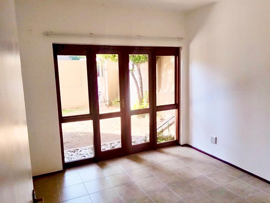 1 Bedroom Property for Sale in Lonehill Gauteng