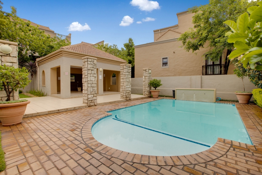1 Bedroom Property for Sale in Lonehill Gauteng