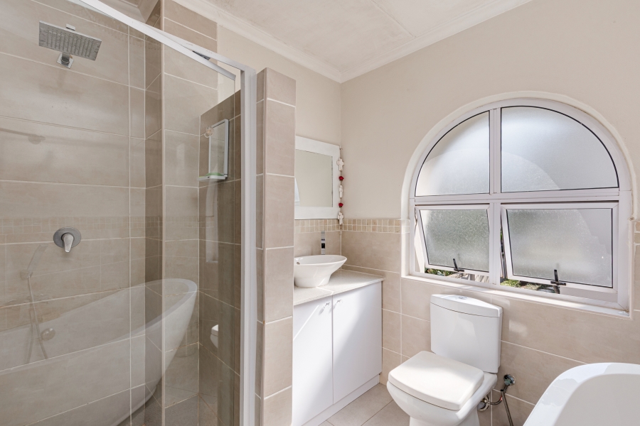 2 Bedroom Property for Sale in Lonehill Gauteng