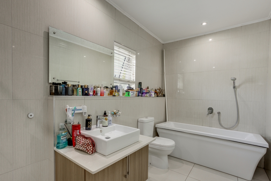 3 Bedroom Property for Sale in Bryanston Gauteng