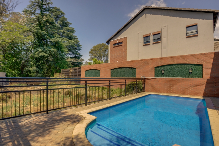 3 Bedroom Property for Sale in Bryanston Gauteng