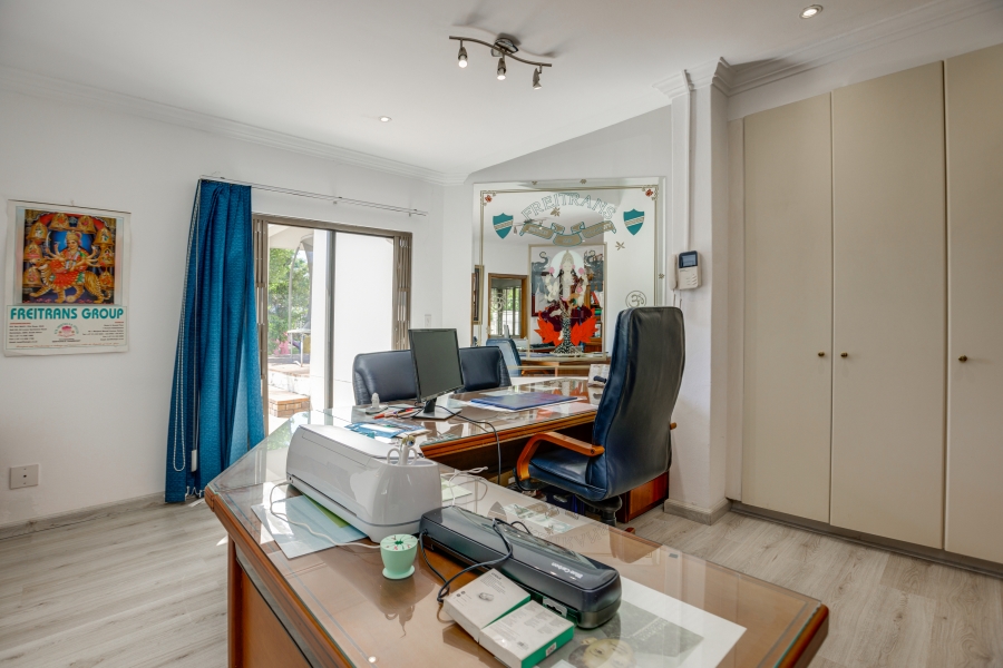 5 Bedroom Property for Sale in Bryanston Gauteng