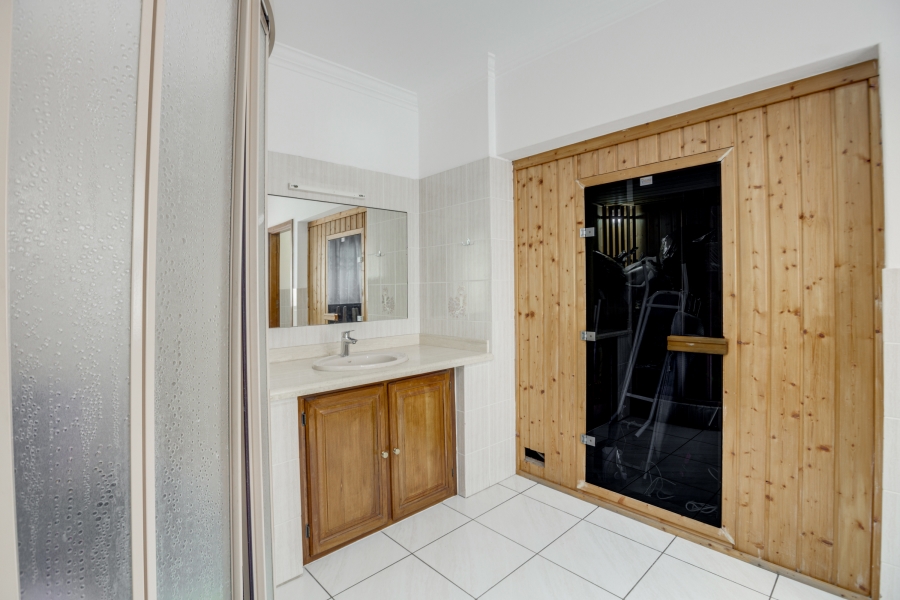 5 Bedroom Property for Sale in Bryanston Gauteng