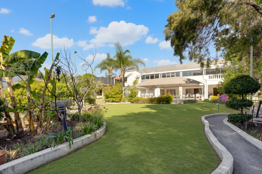 5 Bedroom Property for Sale in Bryanston Gauteng