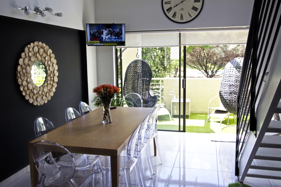 To Let 2 Bedroom Property for Rent in Bryanston Gauteng