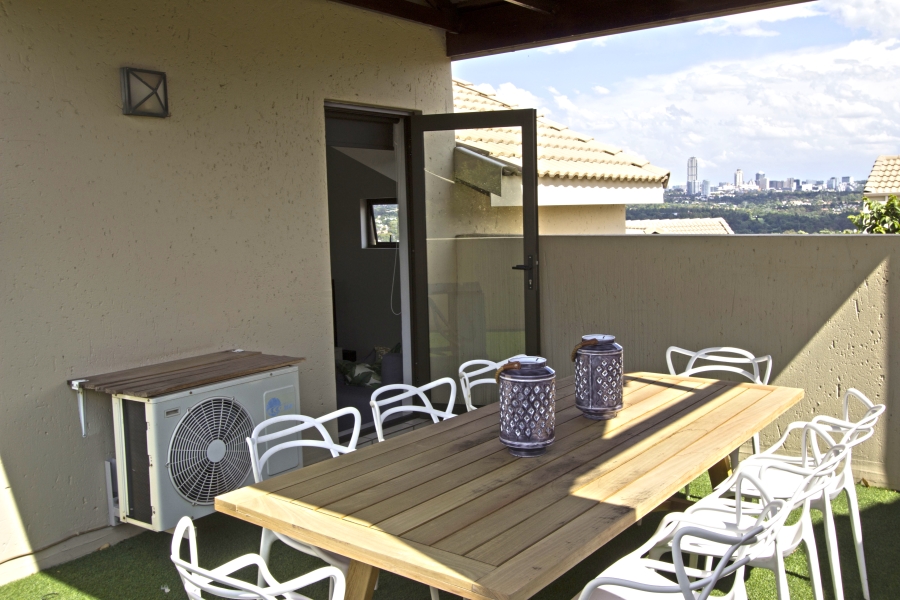 To Let 2 Bedroom Property for Rent in Bryanston Gauteng