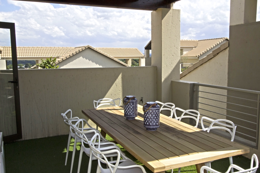 To Let 2 Bedroom Property for Rent in Bryanston Gauteng