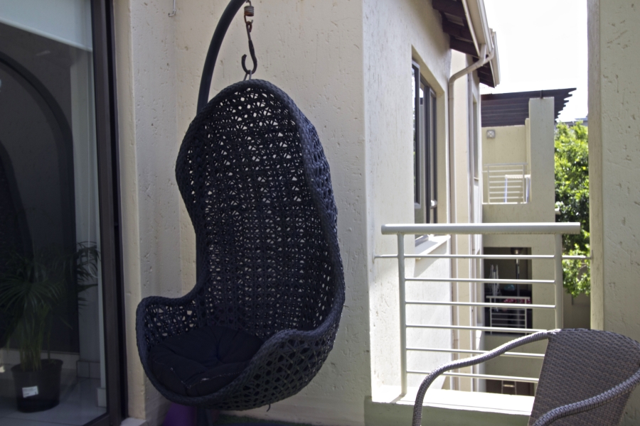 To Let 2 Bedroom Property for Rent in Bryanston Gauteng