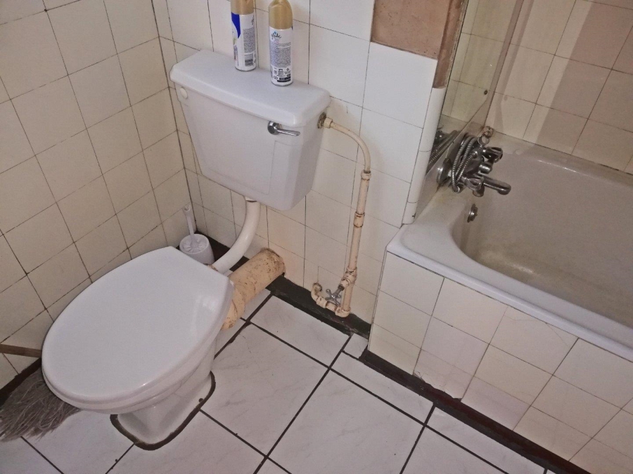 1 Bedroom Property for Sale in Krugersdorp Gauteng