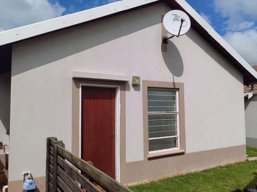 2 Bedroom Property for Sale in Aureus Gauteng