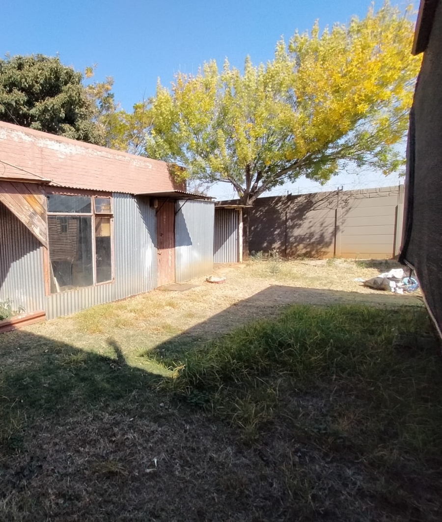 3 Bedroom Property for Sale in Westonaria Gauteng