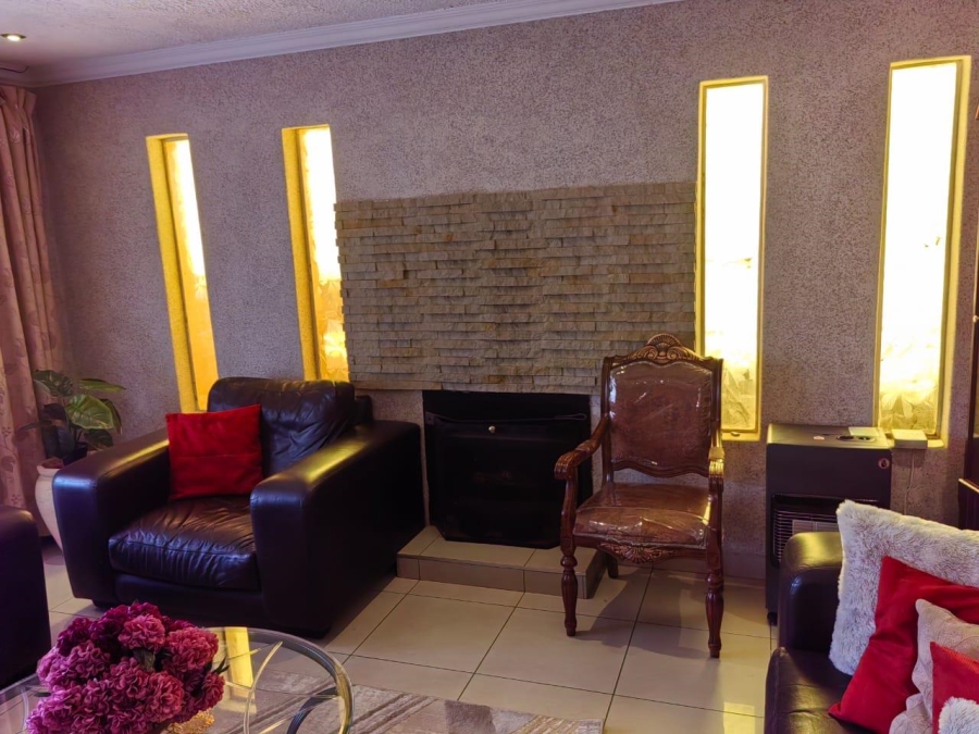 3 Bedroom Property for Sale in Kagiso Gauteng