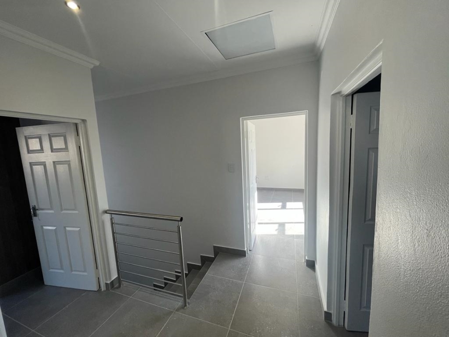 3 Bedroom Property for Sale in Greenhills Gauteng