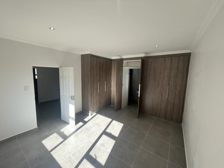 3 Bedroom Property for Sale in Greenhills Gauteng