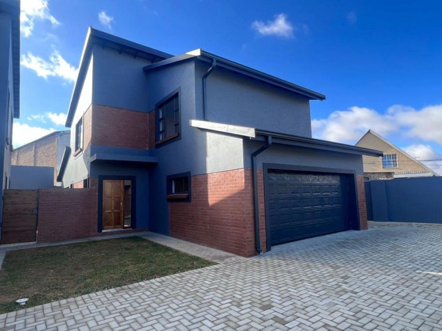 3 Bedroom Property for Sale in Greenhills Gauteng