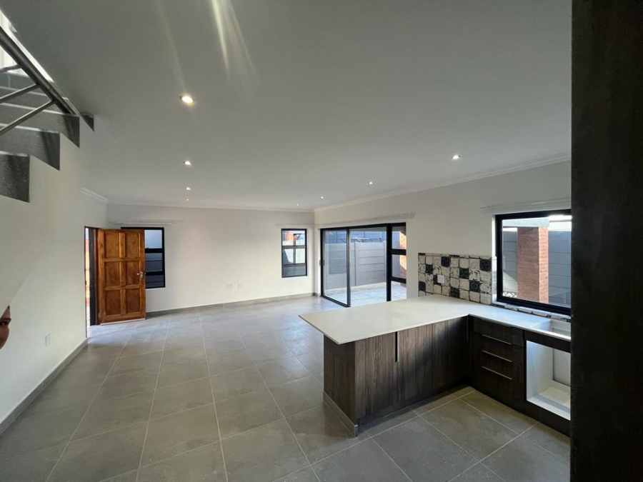 3 Bedroom Property for Sale in Greenhills Gauteng