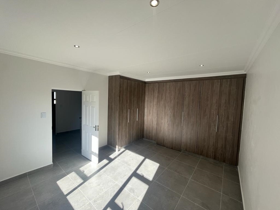 3 Bedroom Property for Sale in Greenhills Gauteng