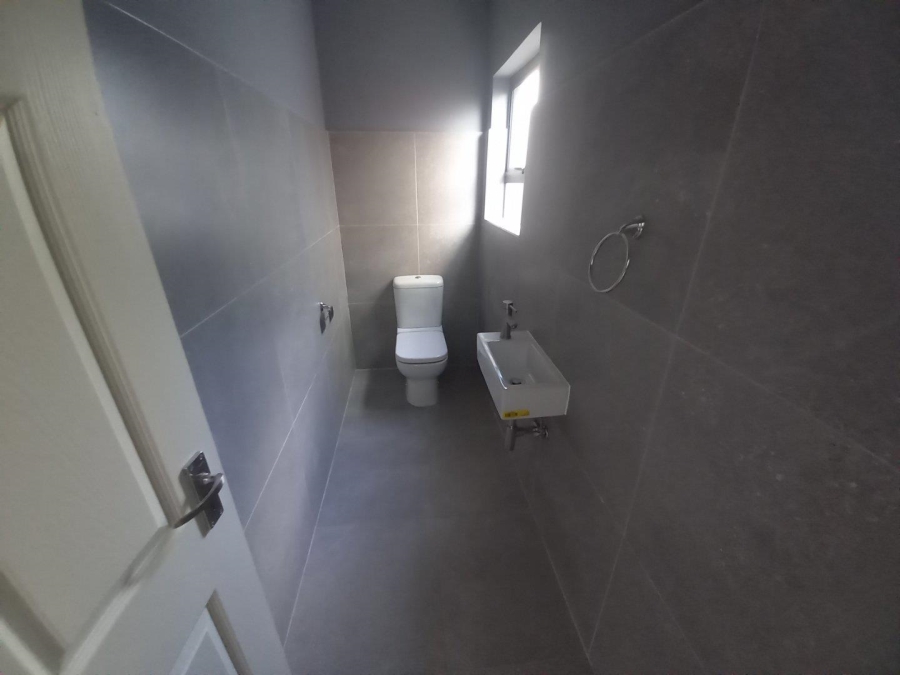 3 Bedroom Property for Sale in Greenhills Gauteng