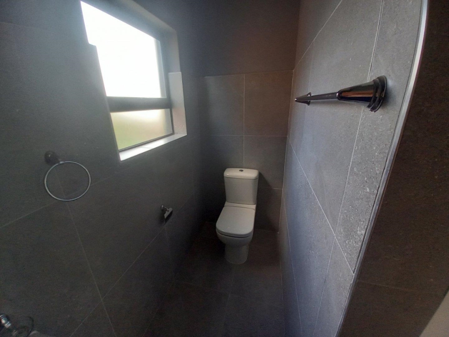 3 Bedroom Property for Sale in Greenhills Gauteng