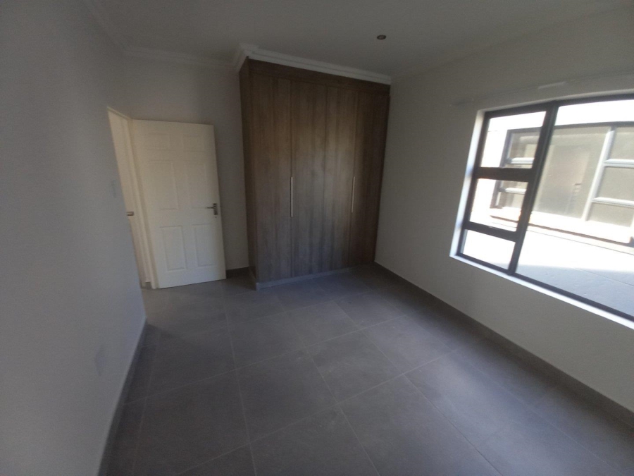 3 Bedroom Property for Sale in Greenhills Gauteng
