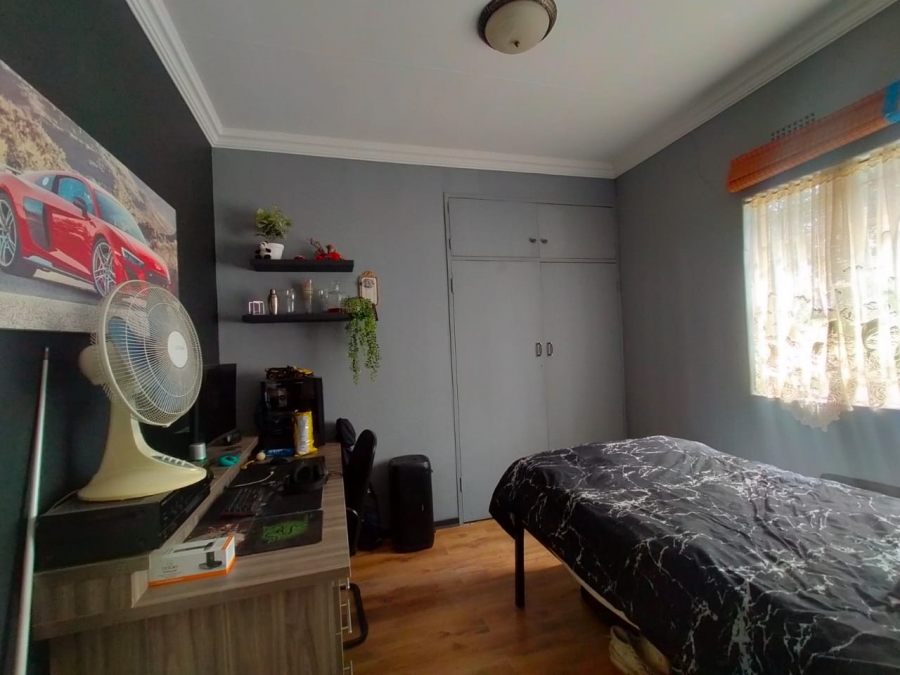 4 Bedroom Property for Sale in Wheatlands A H Gauteng