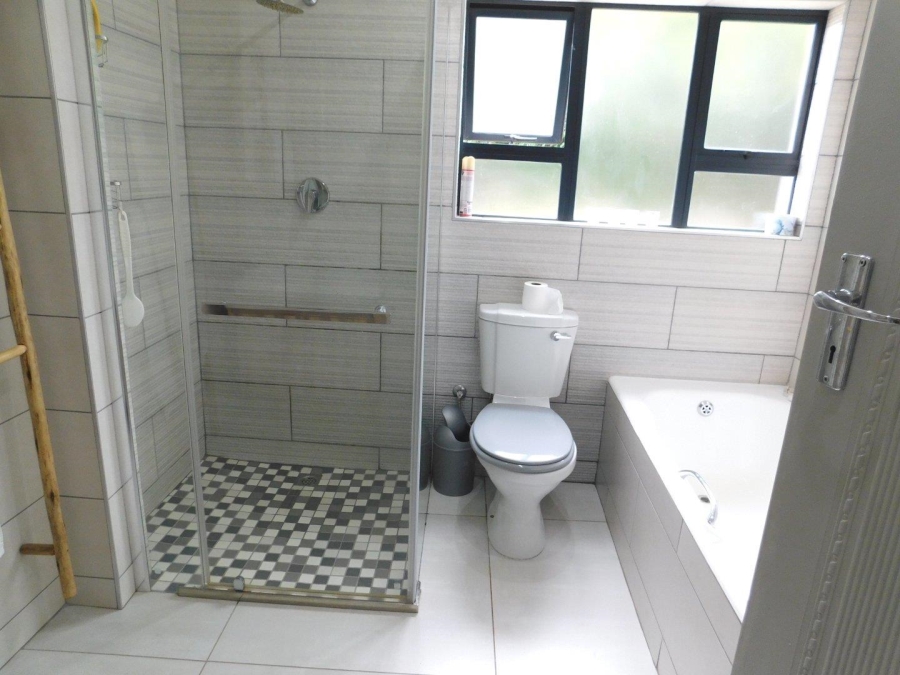 4 Bedroom Property for Sale in Noordheuwel Gauteng