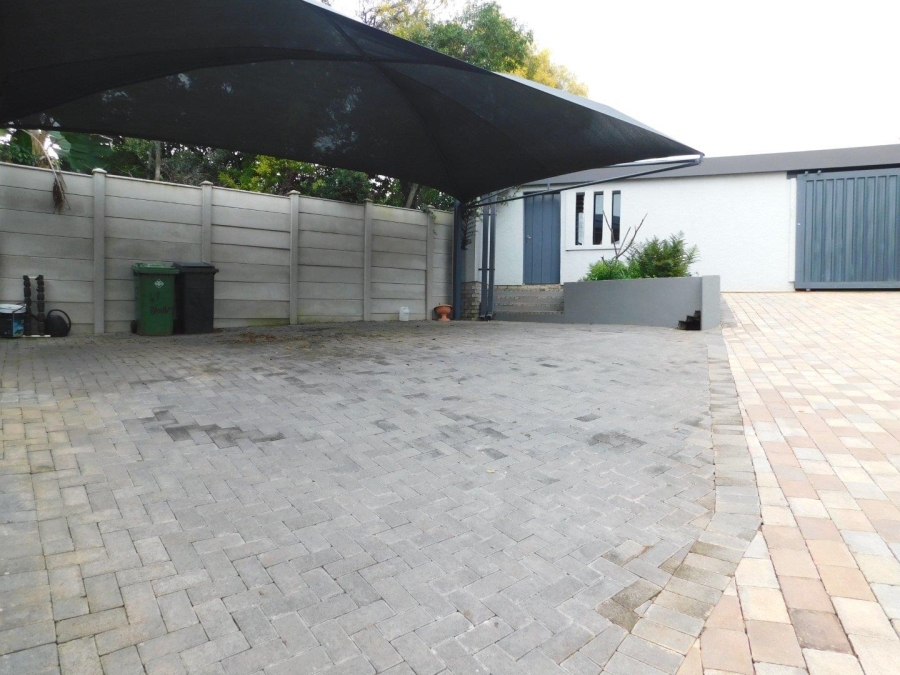 4 Bedroom Property for Sale in Noordheuwel Gauteng