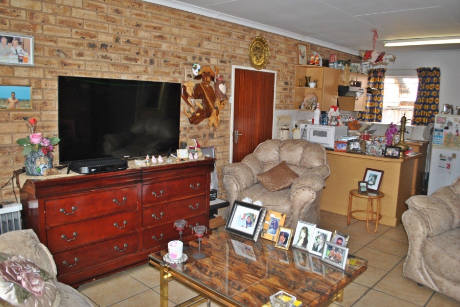 2 Bedroom Property for Sale in Krugersdorp North Gauteng