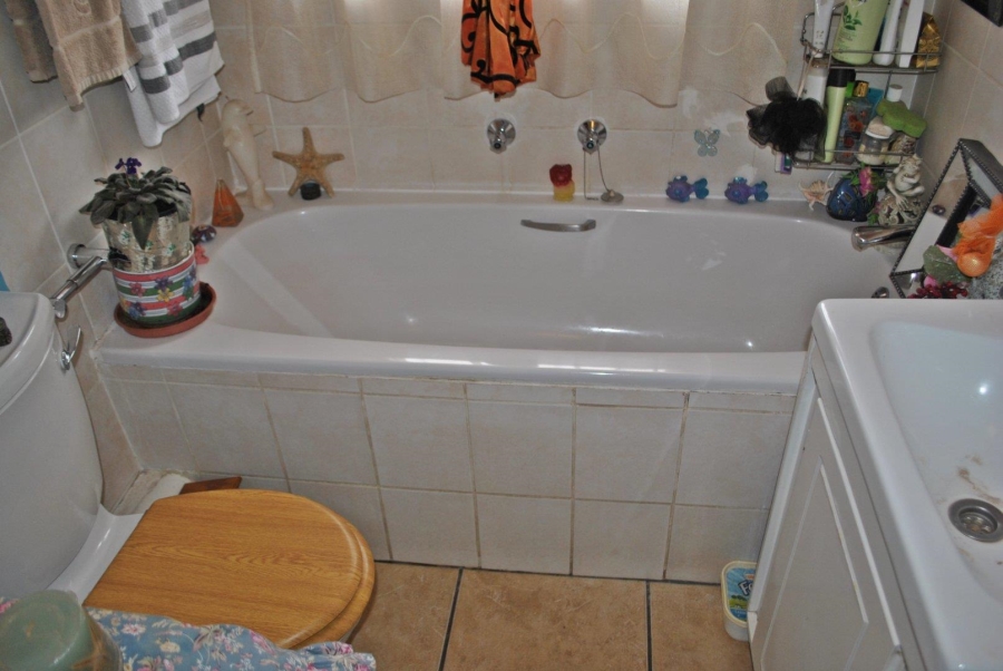 2 Bedroom Property for Sale in Krugersdorp North Gauteng