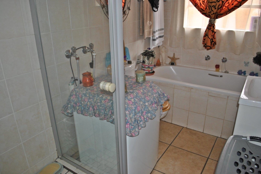 2 Bedroom Property for Sale in Krugersdorp North Gauteng