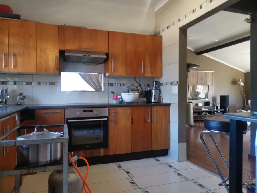3 Bedroom Property for Sale in Witpoortjie Gauteng