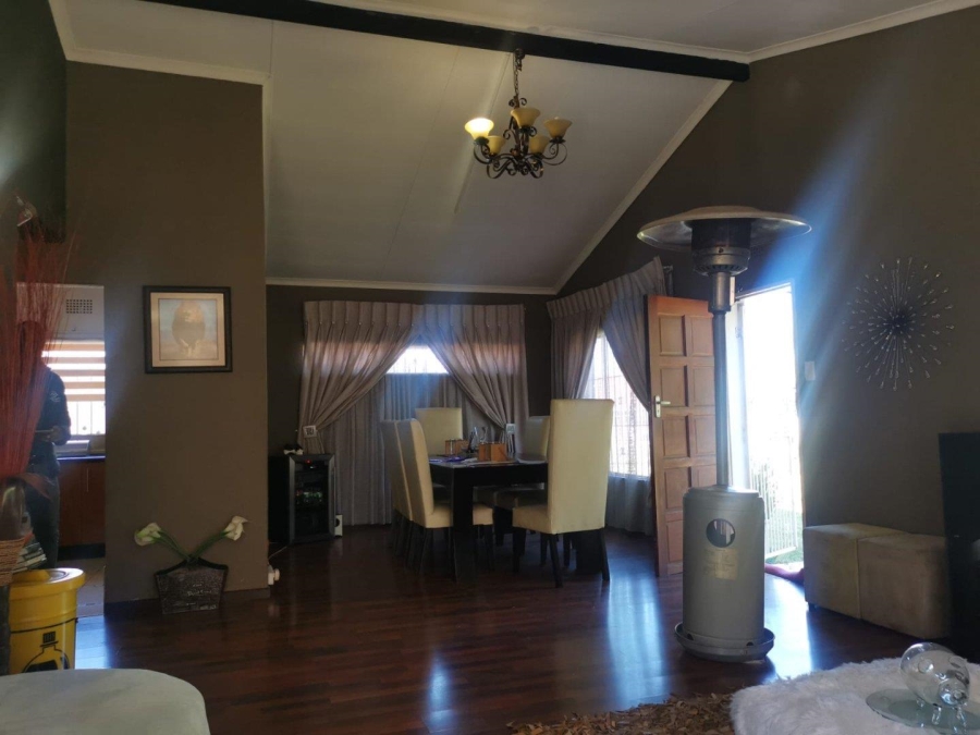 3 Bedroom Property for Sale in Witpoortjie Gauteng