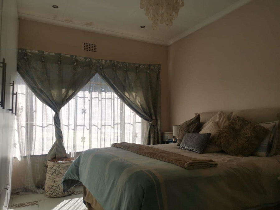 3 Bedroom Property for Sale in Witpoortjie Gauteng