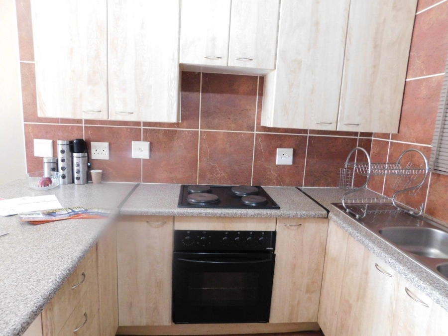 2 Bedroom Property for Sale in Sugar Bush Estate Gauteng