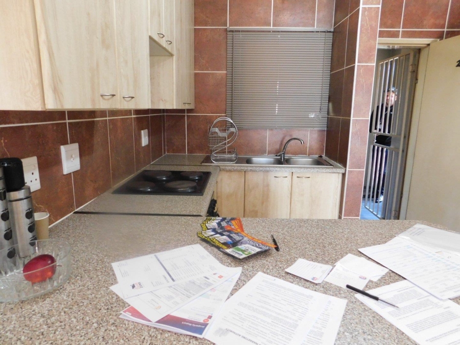 2 Bedroom Property for Sale in Sugar Bush Estate Gauteng